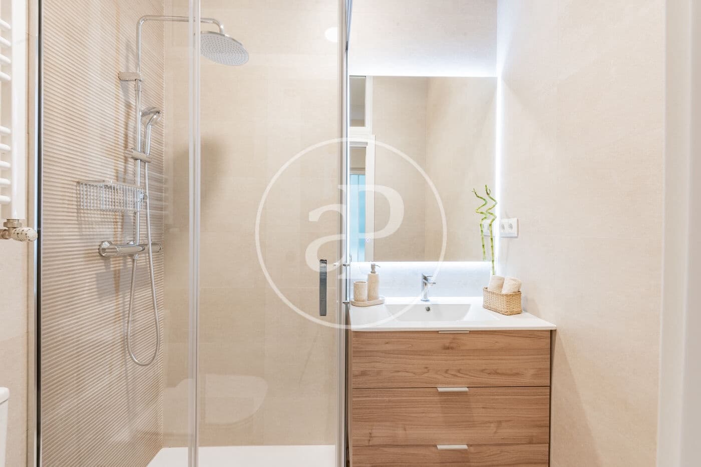 1 makuuhuone Huoneisto vuokrattavana paikassa Madrid kaupunki - 1 500 € (Ref: 9794642)