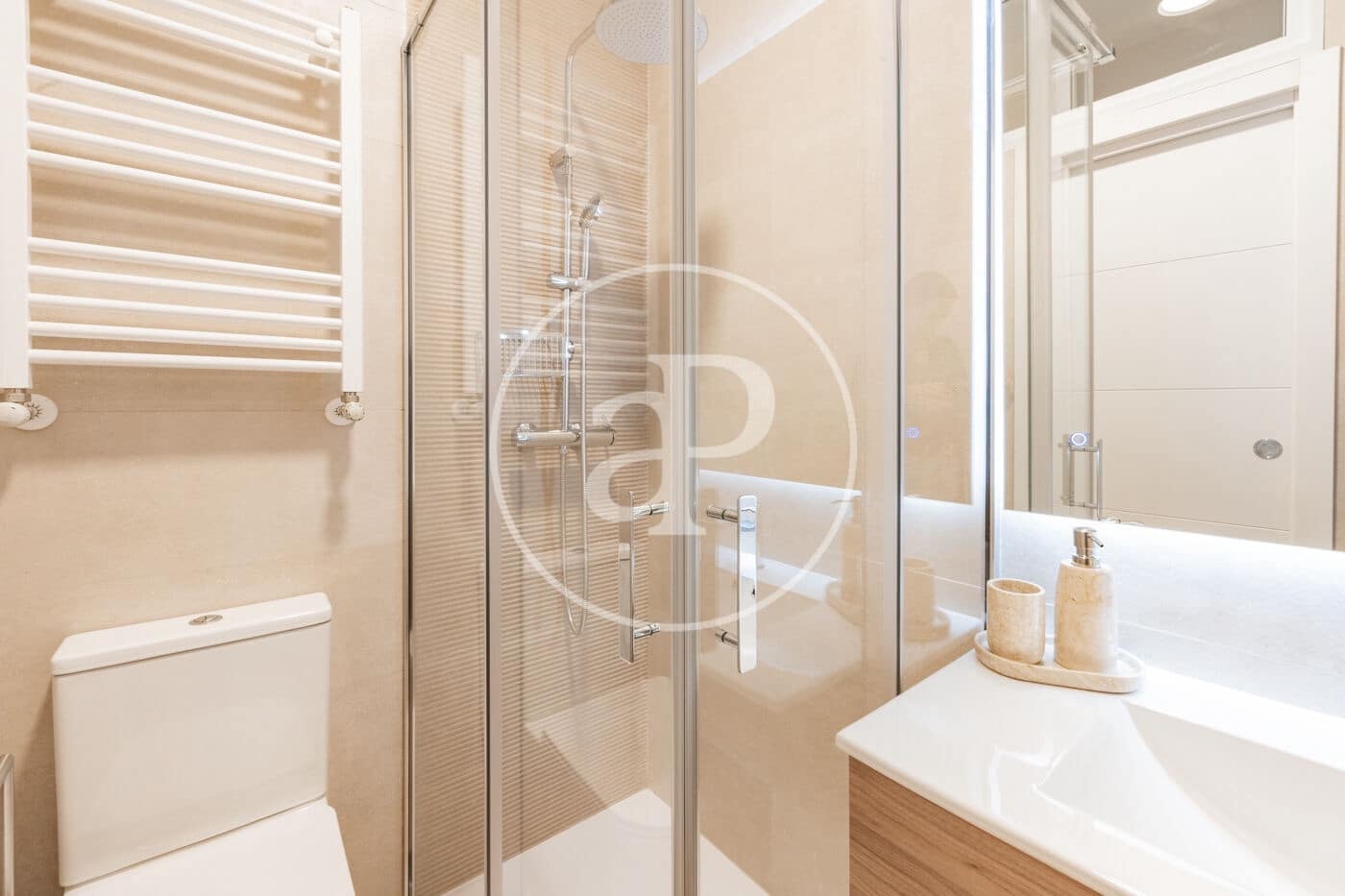 1 makuuhuone Huoneisto vuokrattavana paikassa Madrid kaupunki - 1 500 € (Ref: 9794642)