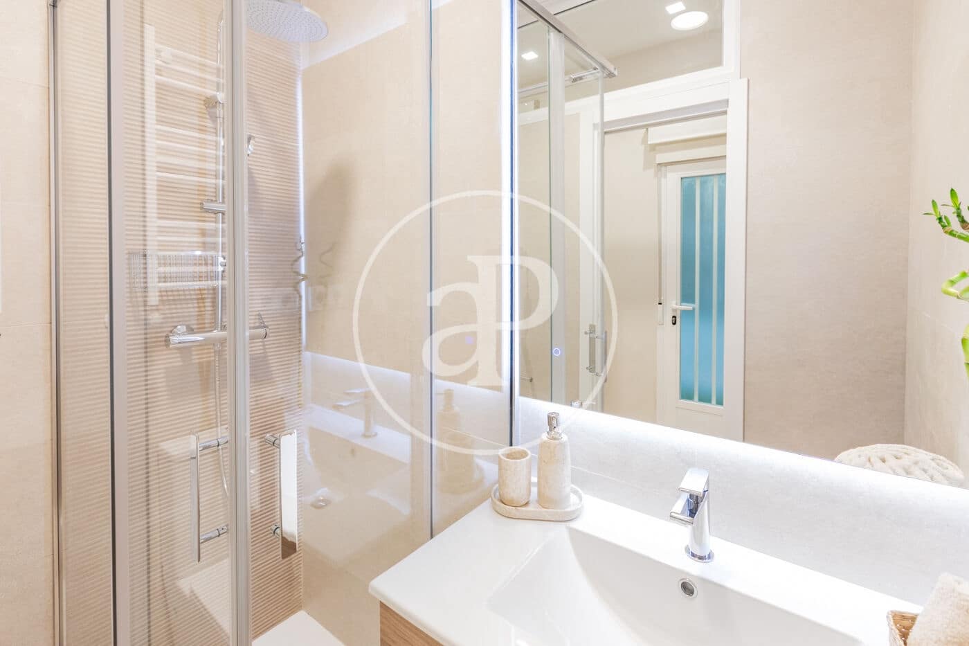 1 bedroom Apartment for rent in Madrid city - € 1,500 (Ref: 9794642)