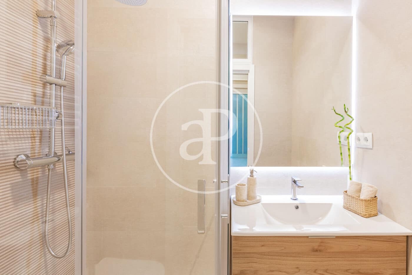 1 bedroom Apartment for rent in Madrid city - € 1,500 (Ref: 9794642)