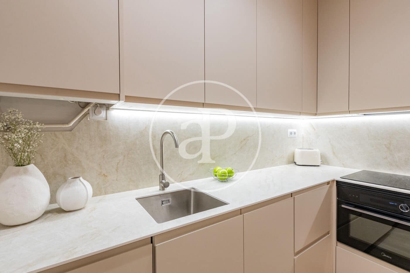 1 bedroom Apartment for rent in Madrid city - € 1,500 (Ref: 9794642)