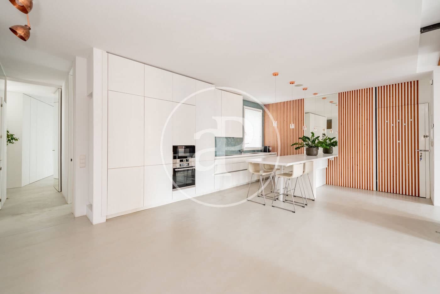 3 soverom Leilighet til leie i Madrid by - € 3 850 (Ref: 9794644)