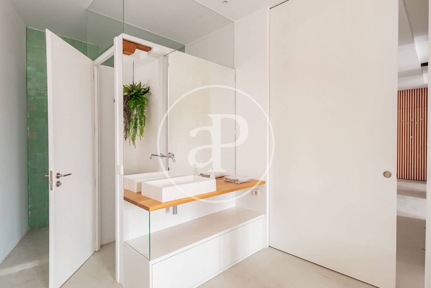 3 soverom Leilighet til leie i Madrid by - € 3 850 (Ref: 9794644)