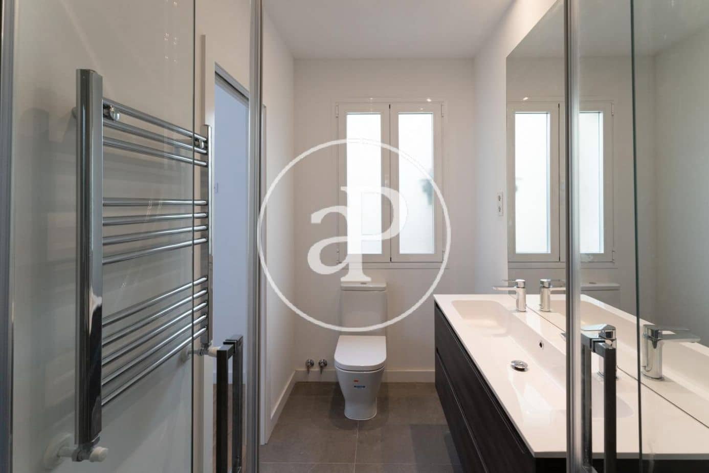 3 soveværelse Lejlighed til leje i Madrid by - € 3.500 (Ref: 9794645)