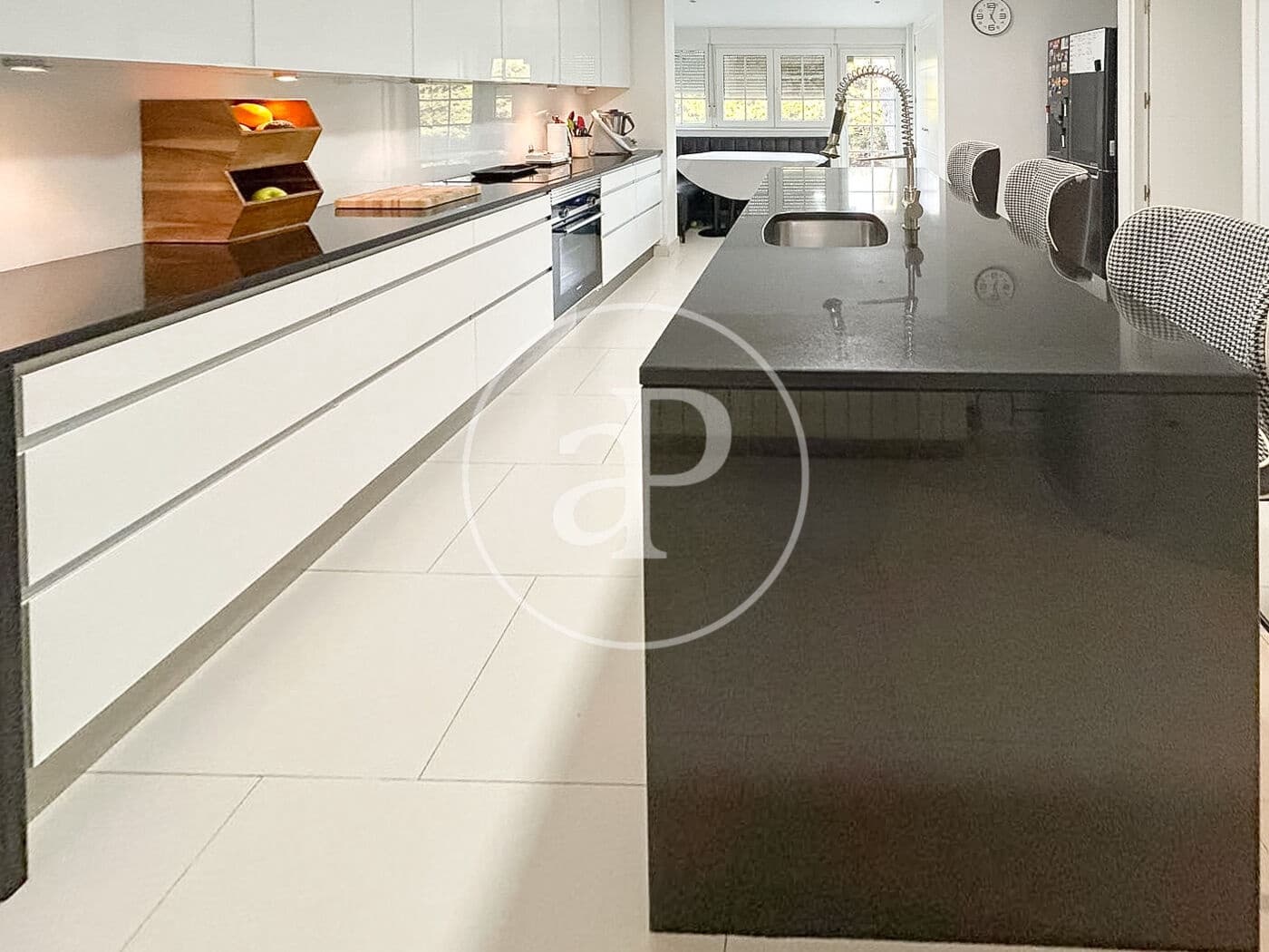 6 bedroom Villa for sale in La Moraleja with pool - € 4,500,000 (Ref: 9794646)