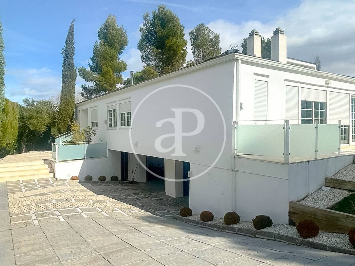 6 bedroom Villa for sale in La Moraleja with pool - € 4,500,000 (Ref: 9794646)