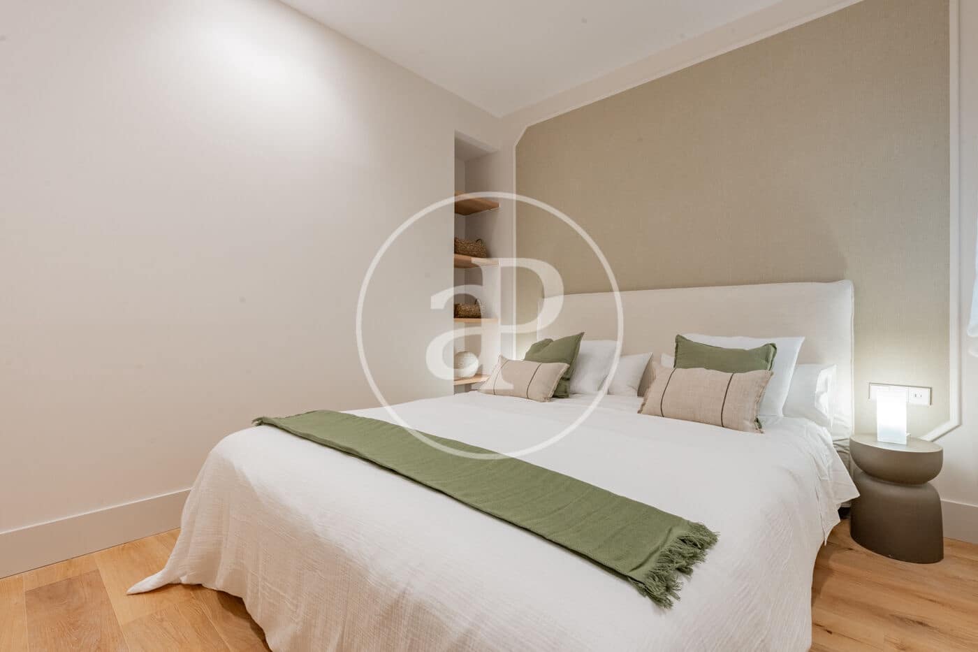 3 bedroom Apartment for sale in Madrid city - € 1,055,000 (Ref: 9797123)