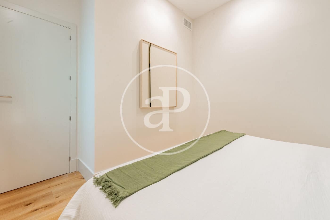 3 bedroom Apartment for sale in Madrid city - € 1,055,000 (Ref: 9797123)
