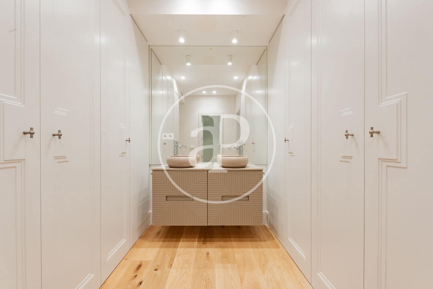 3 bedroom Apartment for sale in Madrid city - € 1,055,000 (Ref: 9797123)