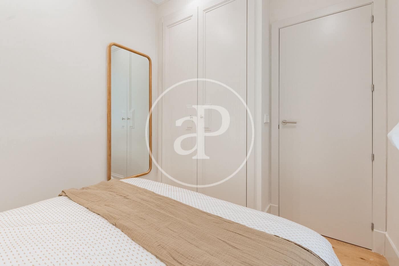 3 bedroom Apartment for sale in Madrid city - € 1,055,000 (Ref: 9797123)