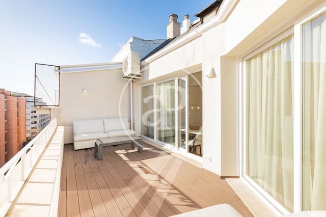 3 soveværelse Penthouse til salg i Castellana, Madrid by - € 4.250.000 (Ref: 9797124)