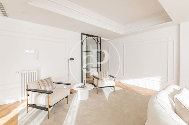 3 soveværelse Penthouse til salg i Castellana, Madrid by - € 4.250.000 (Ref: 9797124)