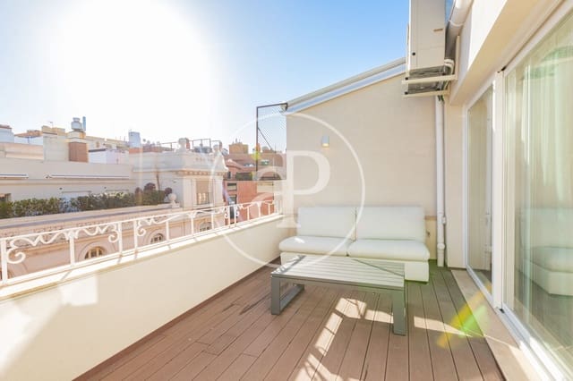 3 soveværelse Penthouse til salg i Castellana, Madrid by - € 4.250.000 (Ref: 9797124)