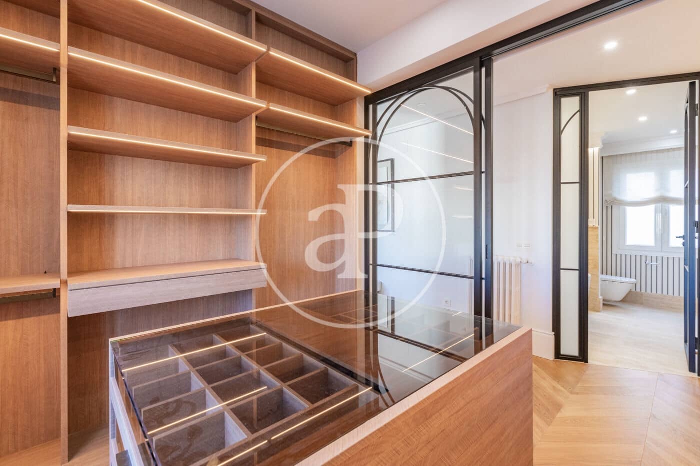 3 soveværelse Penthouse til salg i Madrid by - € 4.250.000 (Ref: 9797124)