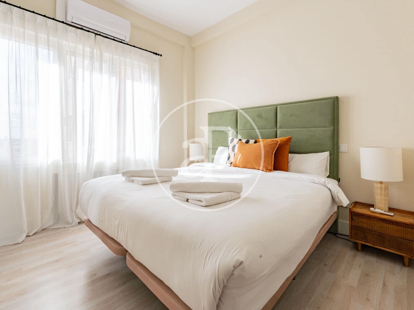 2 soveværelse Lejlighed til leje i Madrid by - € 3.700 (Ref: 9797125)