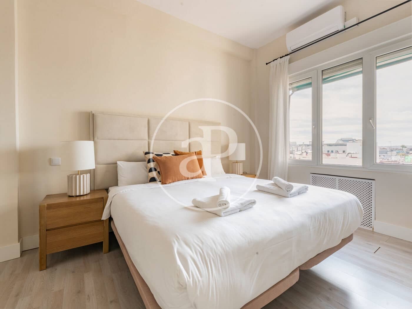 2 soveværelse Lejlighed til leje i Madrid by - € 3.700 (Ref: 9797125)