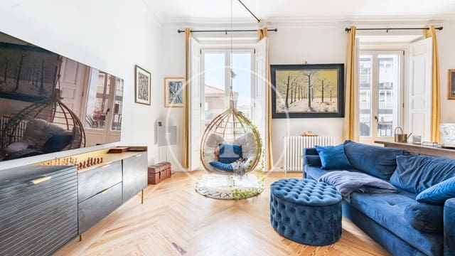 Apartamento de 3 habitaciones en Embajadores, Madrid ciudad en venta - 1.795.000 € (Ref: 9797126)