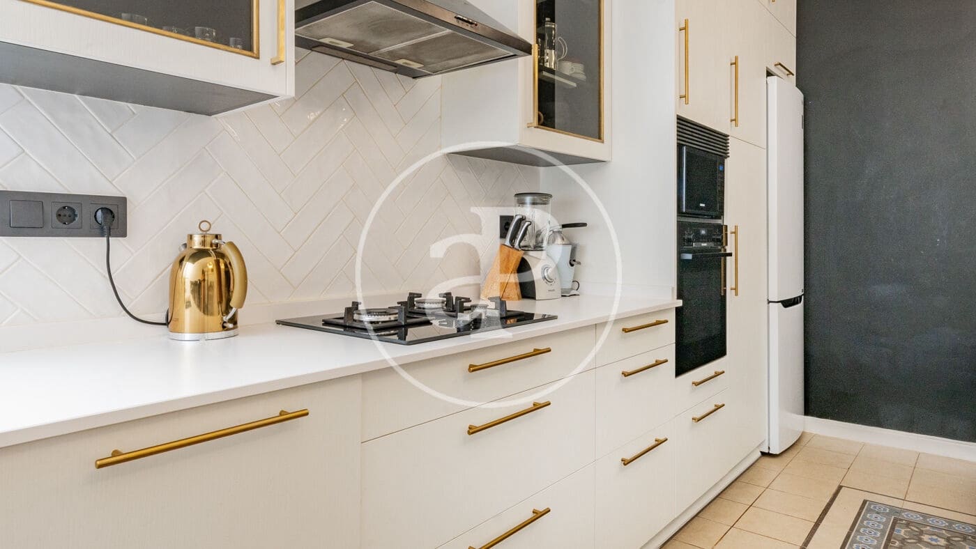 3 bedroom Apartment for sale in Madrid city - € 1,795,000 (Ref: 9797126)