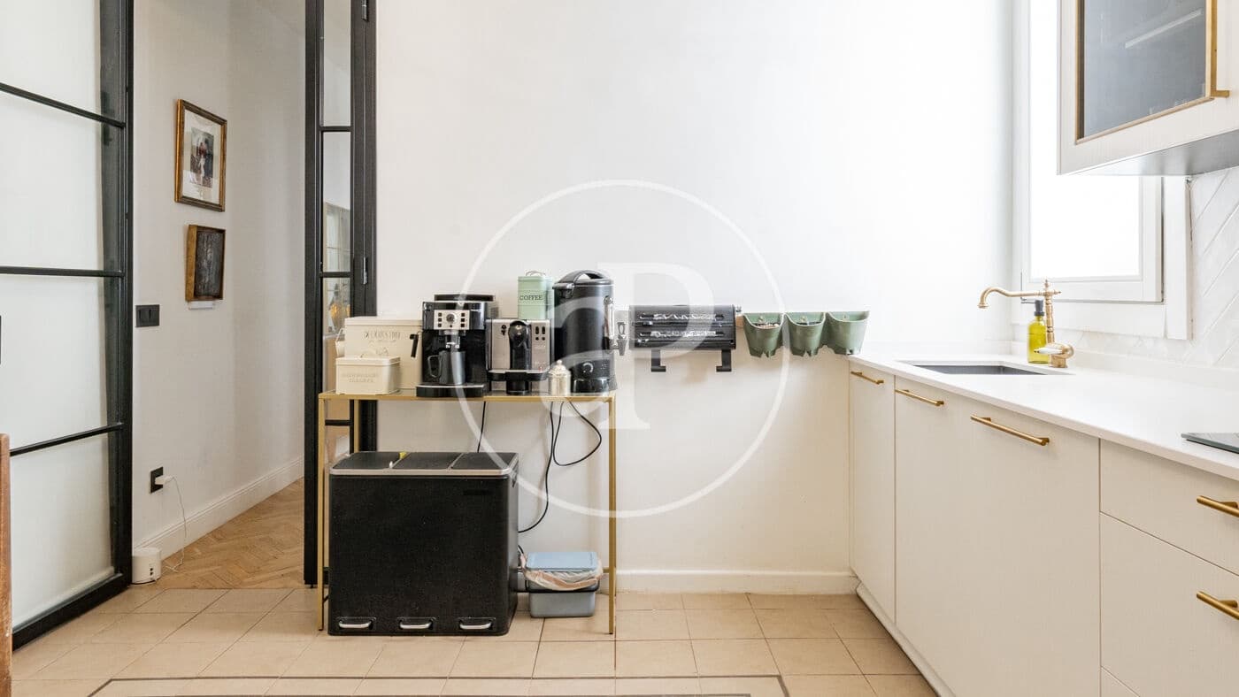 3 bedroom Apartment for sale in Madrid city - € 1,795,000 (Ref: 9797126)