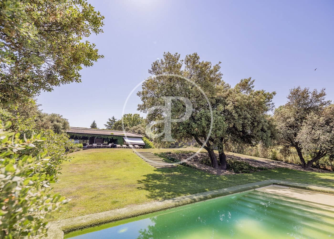 4 bedroom Villa for sale in San Agustin del Guadalix with pool - € 2,500,000 (Ref: 9797127)