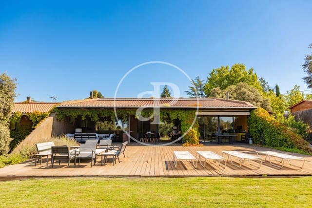 4 sypialnia Willa na sprzedaż w San Agustín del Guadalix z basenem garażem - 2 300 000 € (Ref: 9797127)