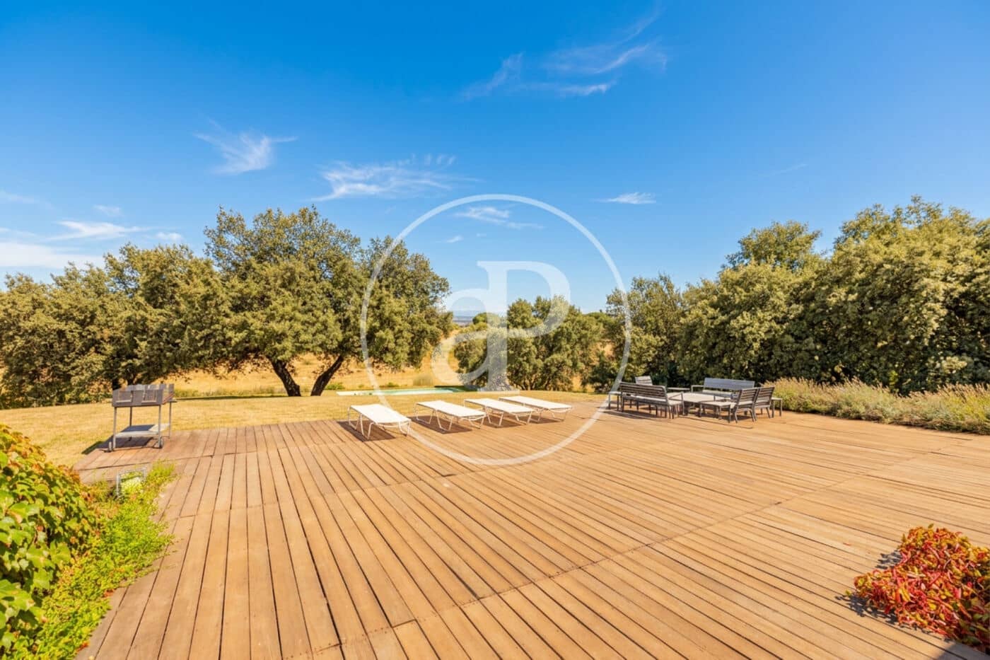 4 bedroom Villa for sale in San Agustin del Guadalix with pool garage - € 2,300,000 (Ref: 9797127)