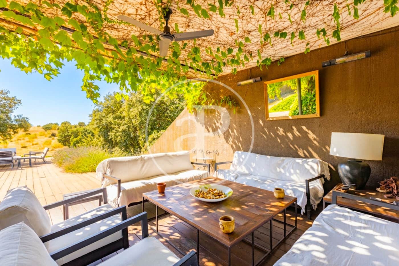 4 bedroom Villa for sale in San Agustin del Guadalix with pool garage - € 2,300,000 (Ref: 9797127)