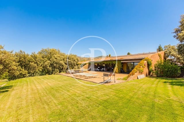 4 sypialnia Willa na sprzedaż w San Agustín del Guadalix z basenem garażem - 2 300 000 € (Ref: 9797127)