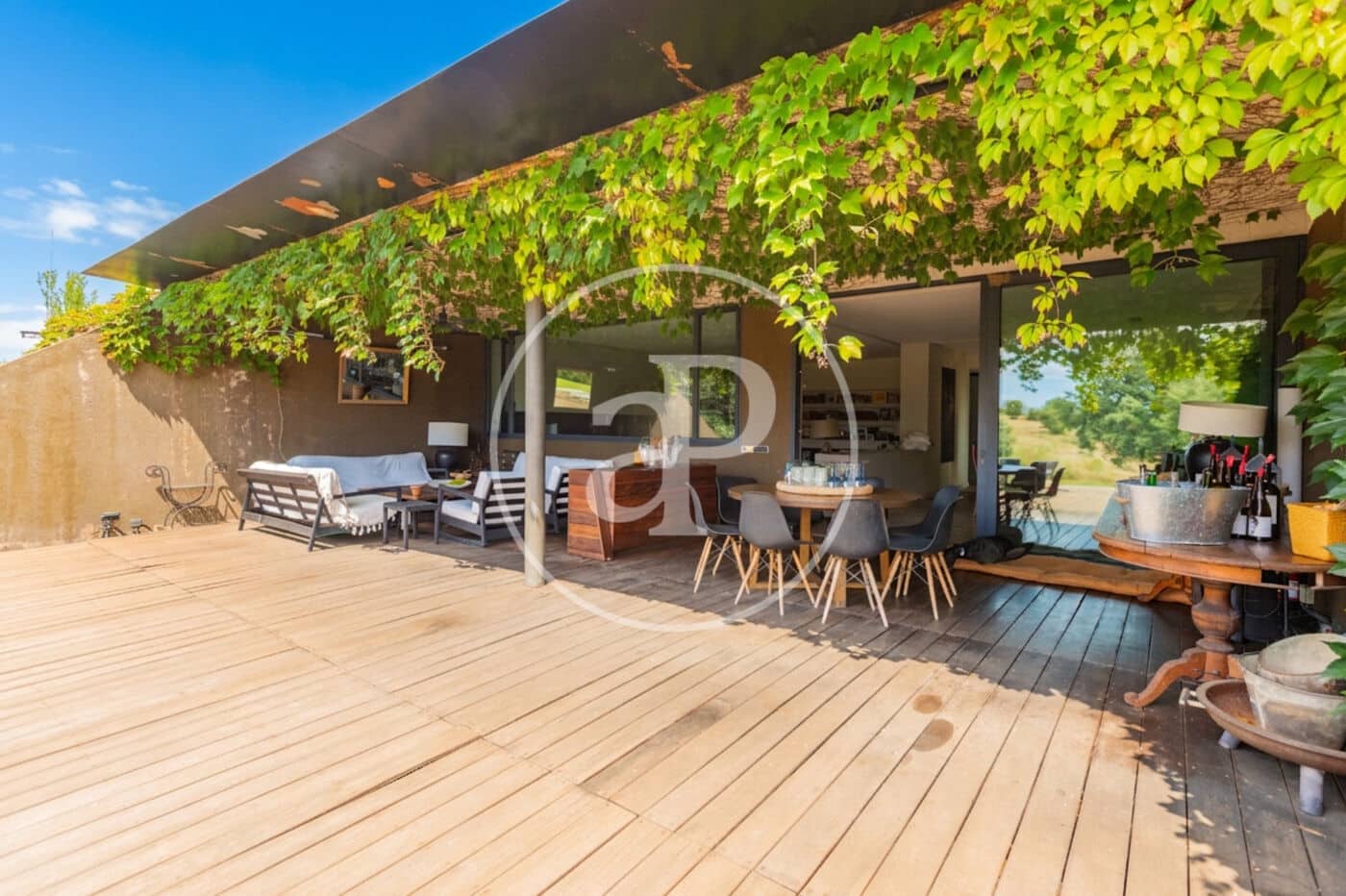 4 bedroom Villa for sale in San Agustin del Guadalix with pool garage - € 2,300,000 (Ref: 9797127)