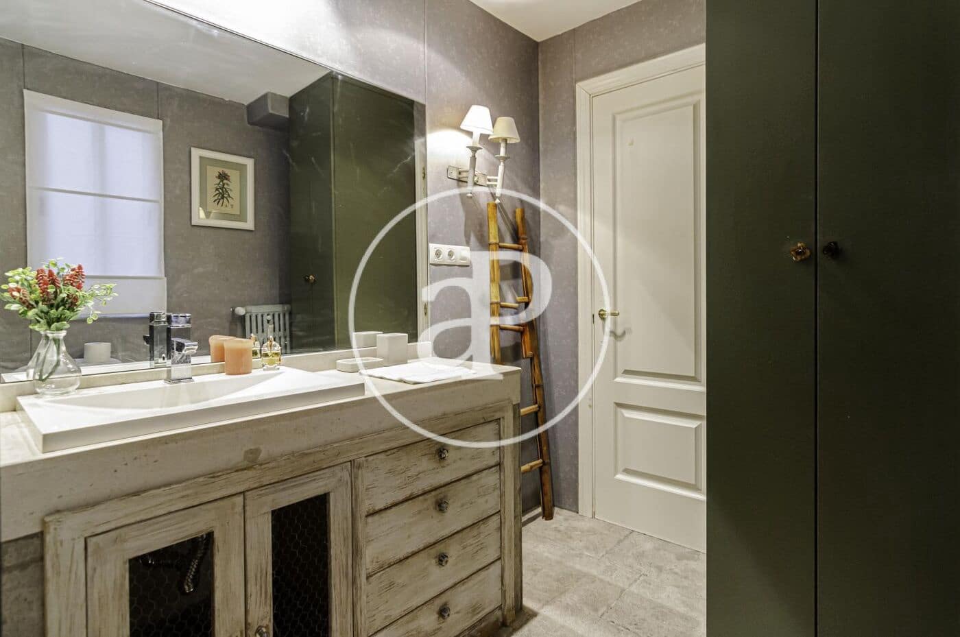 2 soverom Leilighet til leie i Madrid by - € 1 680 (Ref: 9797129)