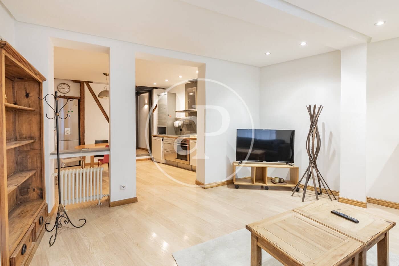 1 slaapkamer Appartement te huur in Madrid stad - € 1.500 (Ref: 9797131)