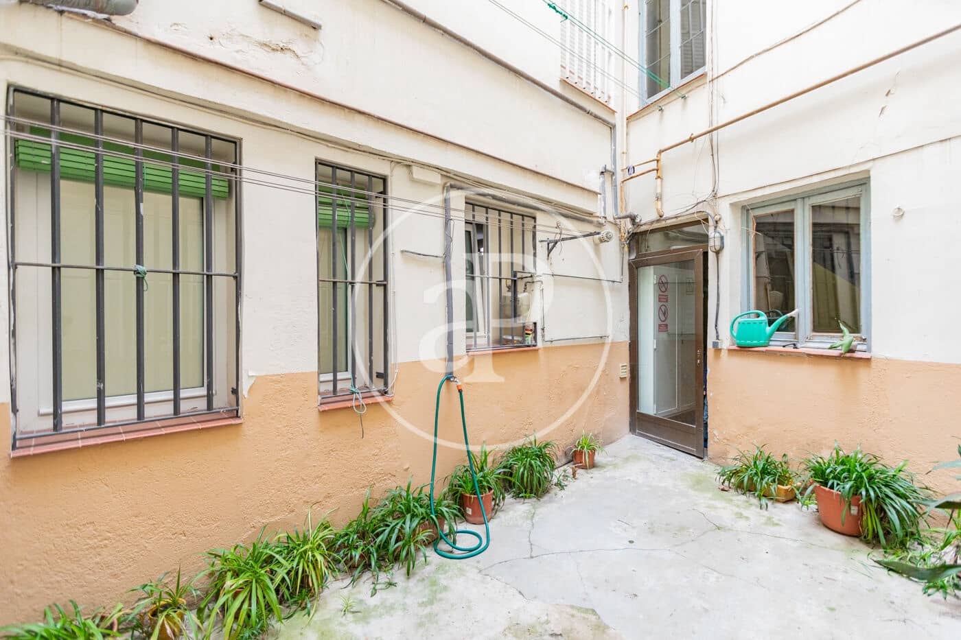 1 slaapkamer Appartement te huur in Madrid stad - € 1.500 (Ref: 9797131)