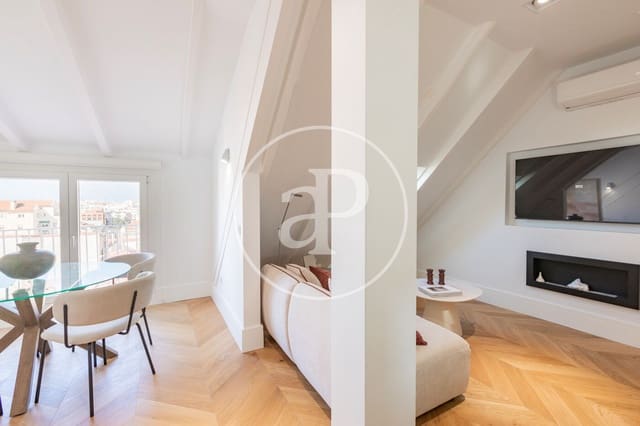 2 slaapkamer Penthouse te koop in Castellana, Madrid stad - € 985.000 (Ref: 9797132)