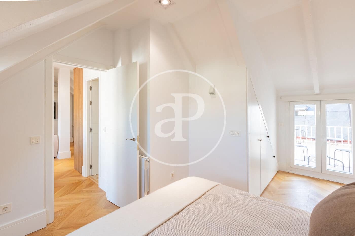 2 slaapkamer Penthouse te koop in Madrid stad - € 985.000 (Ref: 9797132)