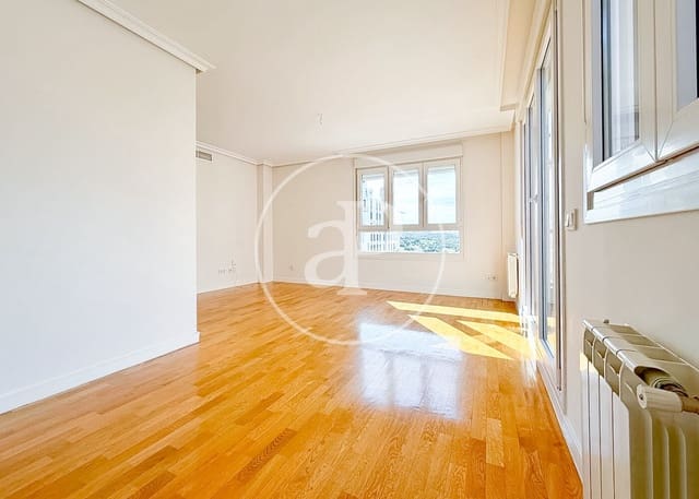 3 soverom Penthouse til salgs i Valdefuentes, Madrid by med svømmebasseng - € 1 150 000 (Ref: 9797134)