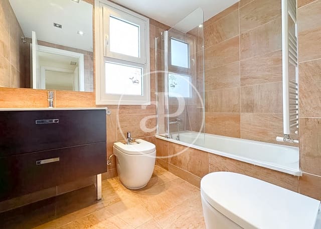 3 soverom Penthouse til salgs i Valdefuentes, Madrid by med svømmebasseng - € 1 150 000 (Ref: 9797134)