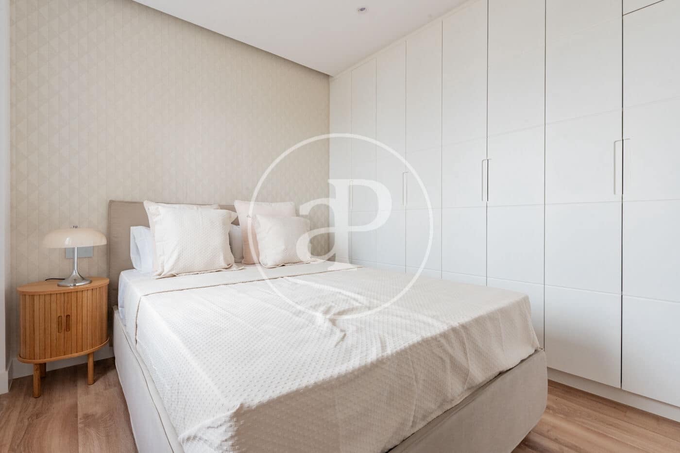 2 soveværelse Lejlighed til salg i Madrid by - € 1.352.000 (Ref: 9797135)