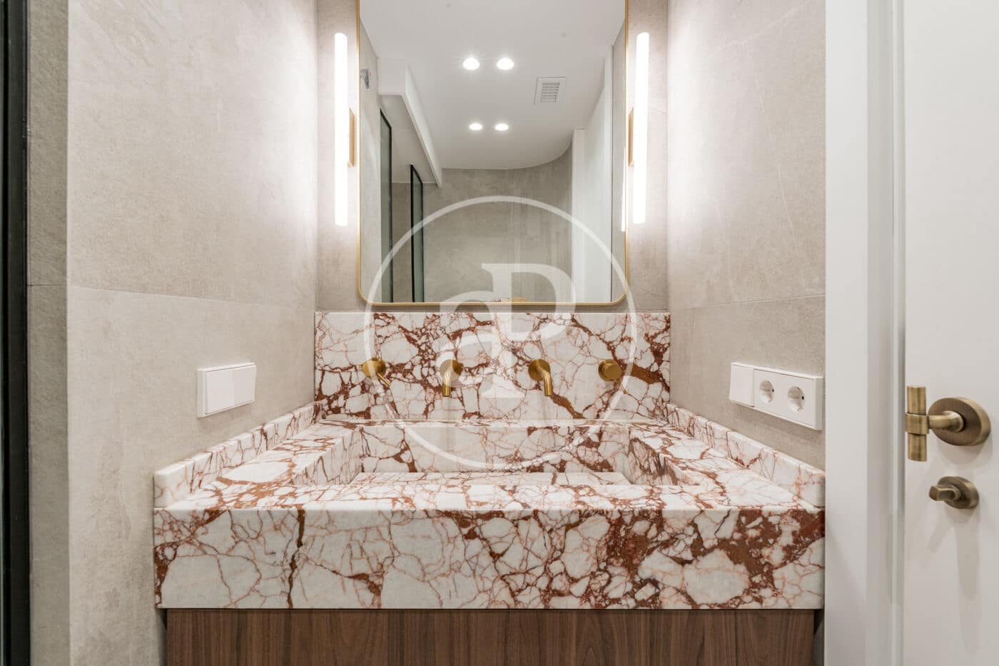 1 bedroom Apartment for sale in Madrid city - € 930,000 (Ref: 9799269)