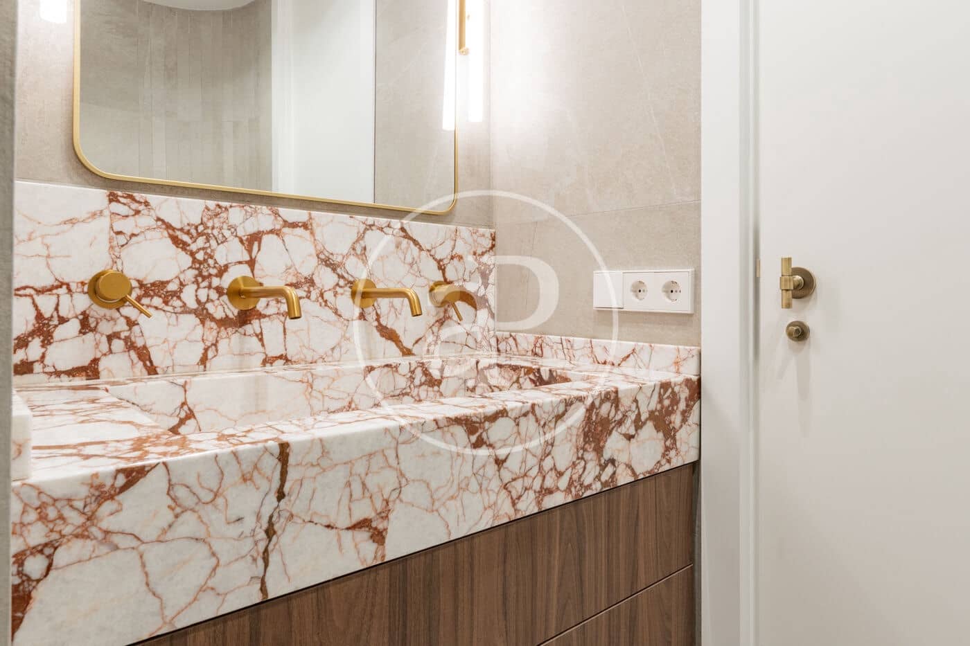 1 bedroom Apartment for sale in Madrid city - € 930,000 (Ref: 9799269)