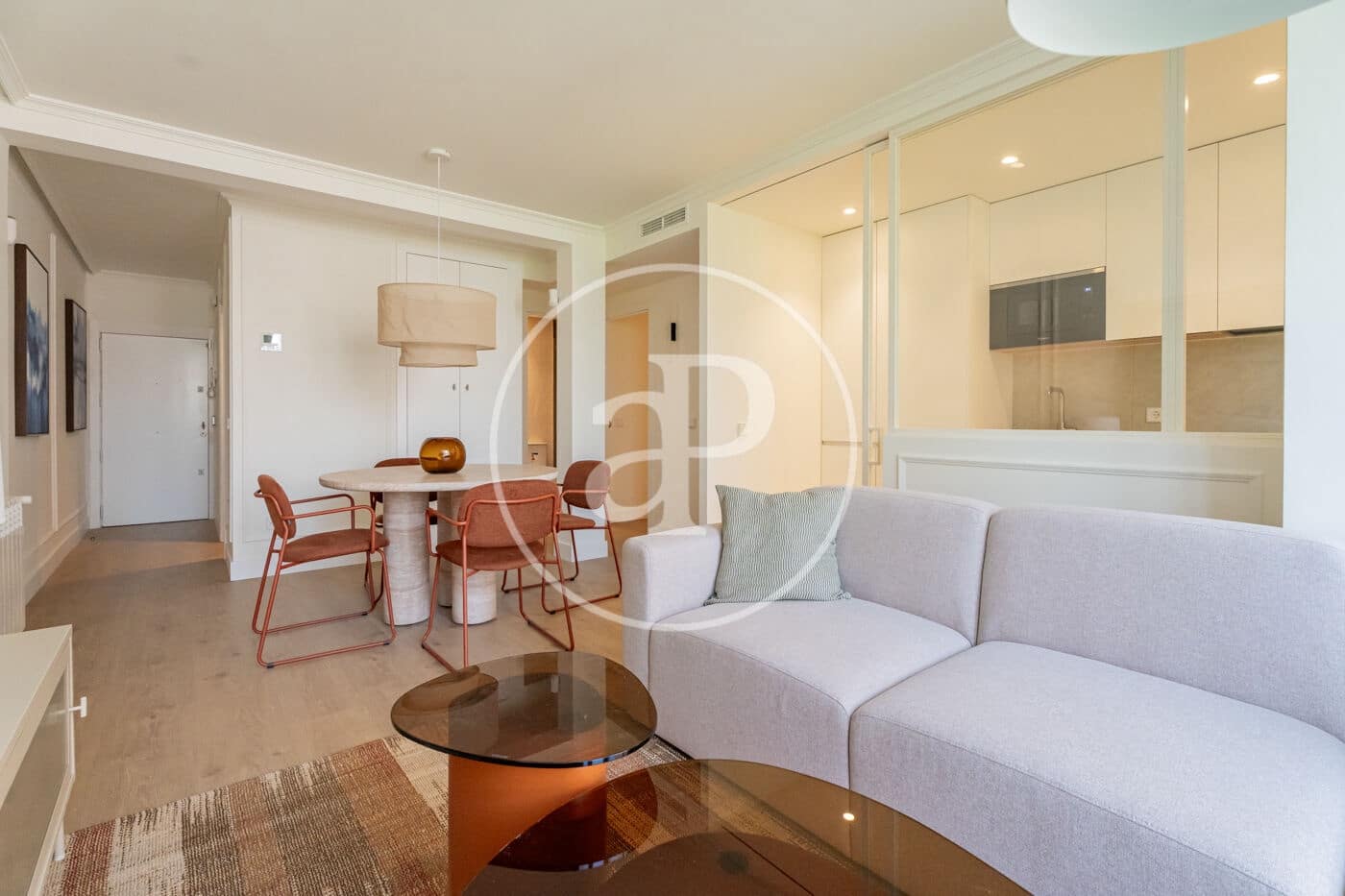 3 soveværelse Lejlighed til salg i Madrid by - € 895.000 (Ref: 9799270)