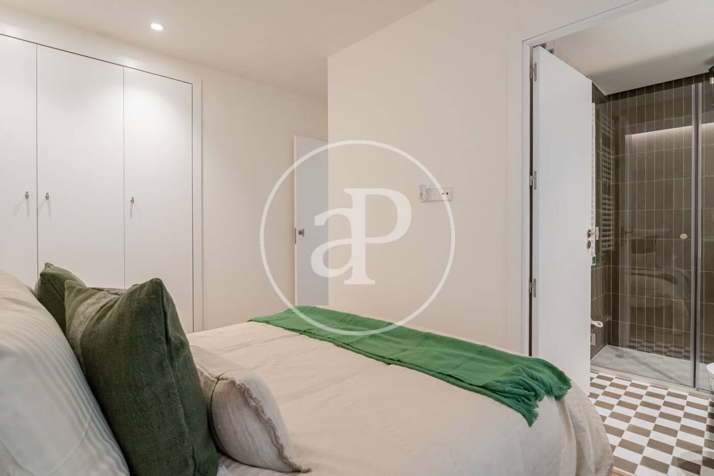 3 soveværelse Lejlighed til salg i Madrid by - € 895.000 (Ref: 9799270)