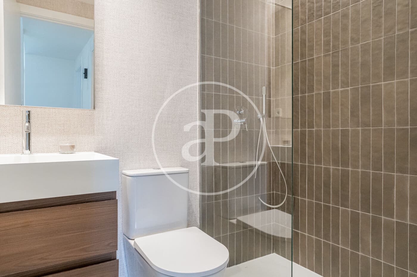 3 soveværelse Lejlighed til salg i Madrid by - € 895.000 (Ref: 9799270)