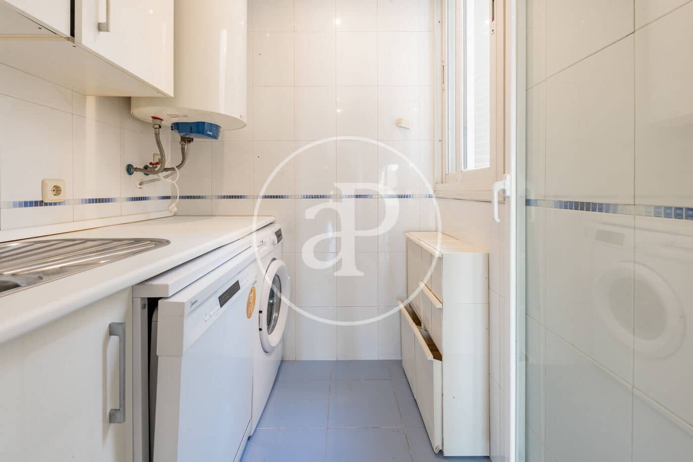 2 quarto Apartamento para arrendar em Madrid cidade - 1 900 € (Ref: 9799271)