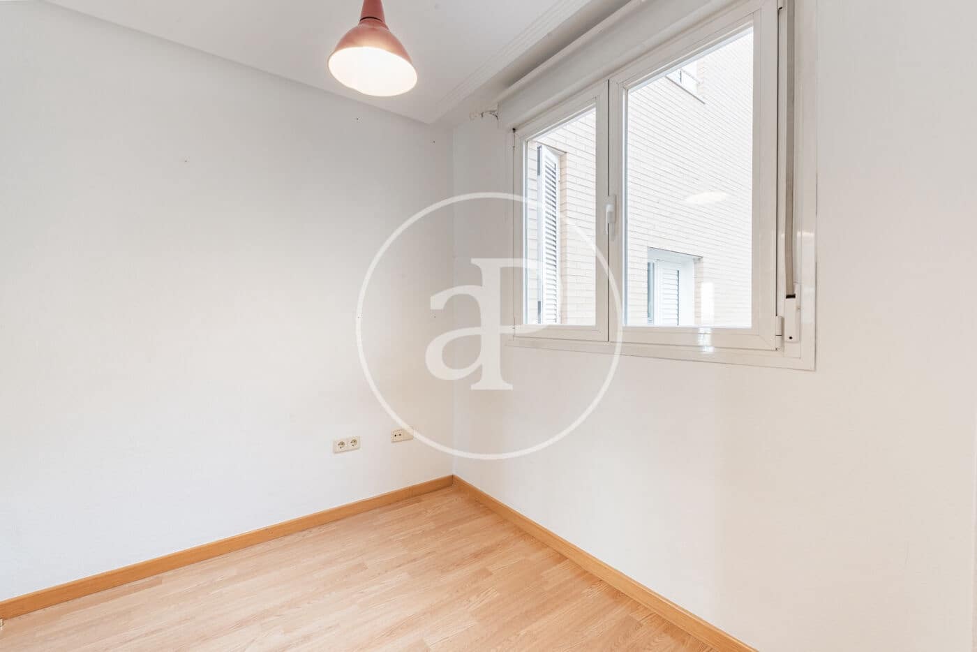 2 quarto Apartamento para arrendar em Madrid cidade - 1 900 € (Ref: 9799271)