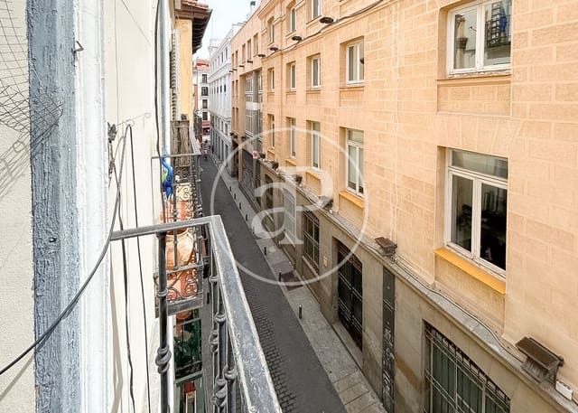 Apartamento de 1 habitación en Sol, Madrid ciudad en alquiler - 2.000 € (Ref: 9799273)