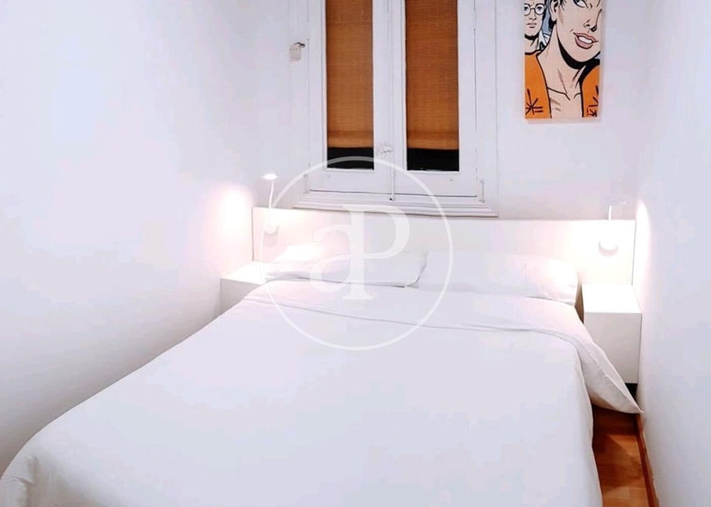 Appartement te huur in Madrid stad - € 2.200 (Ref: 9799274)