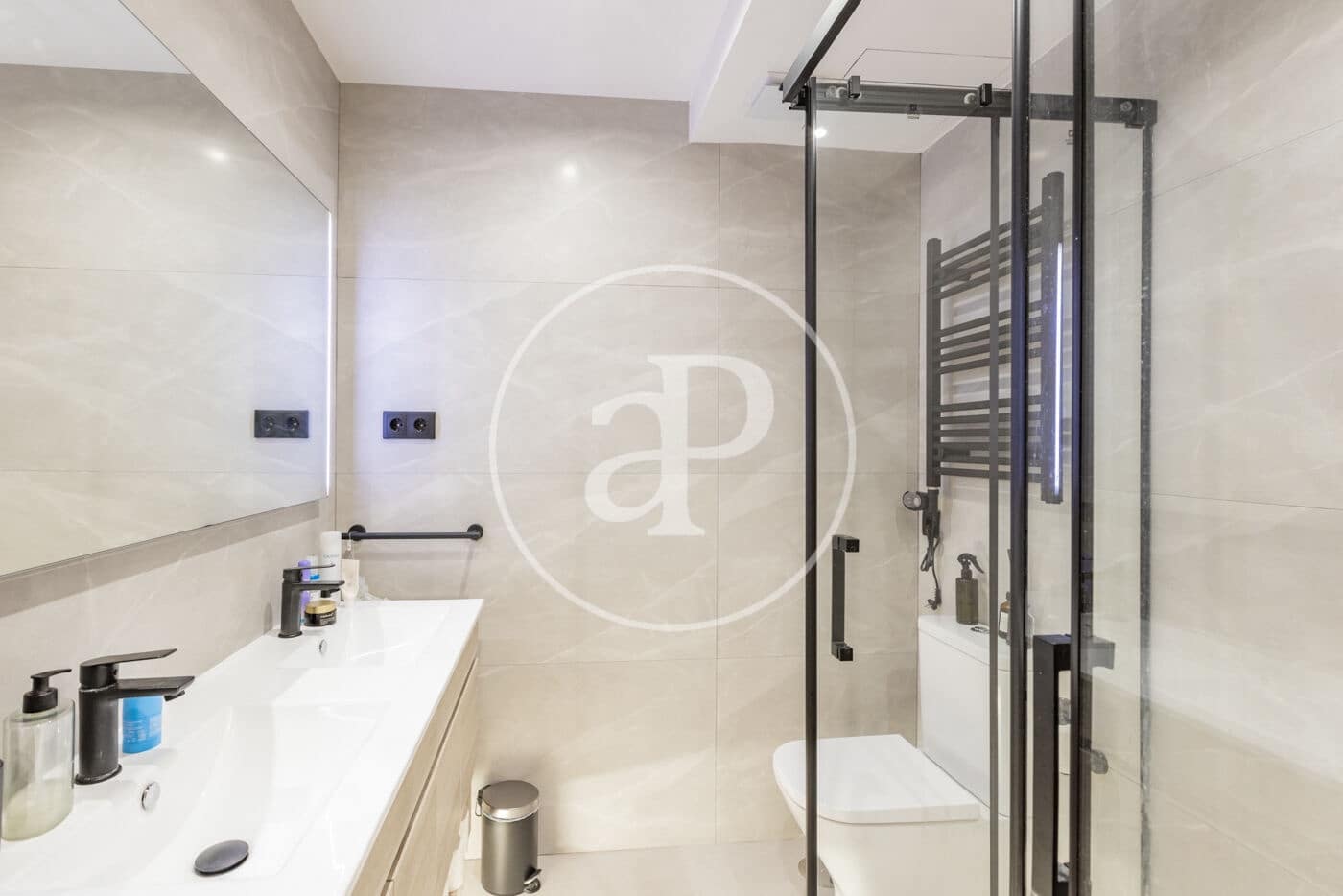 1 sovrum Lägenhet till salu i Madrid stad - 495 000 € (Ref: 9799276)