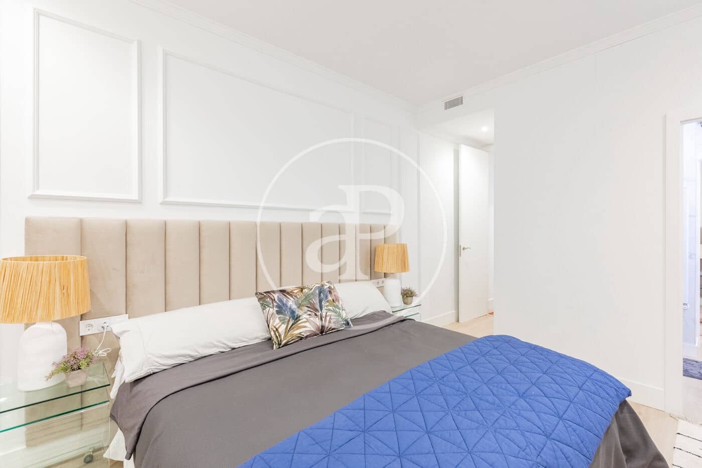 3 bedroom Apartment for sale in Madrid city - € 1,800,000 (Ref: 9804303)