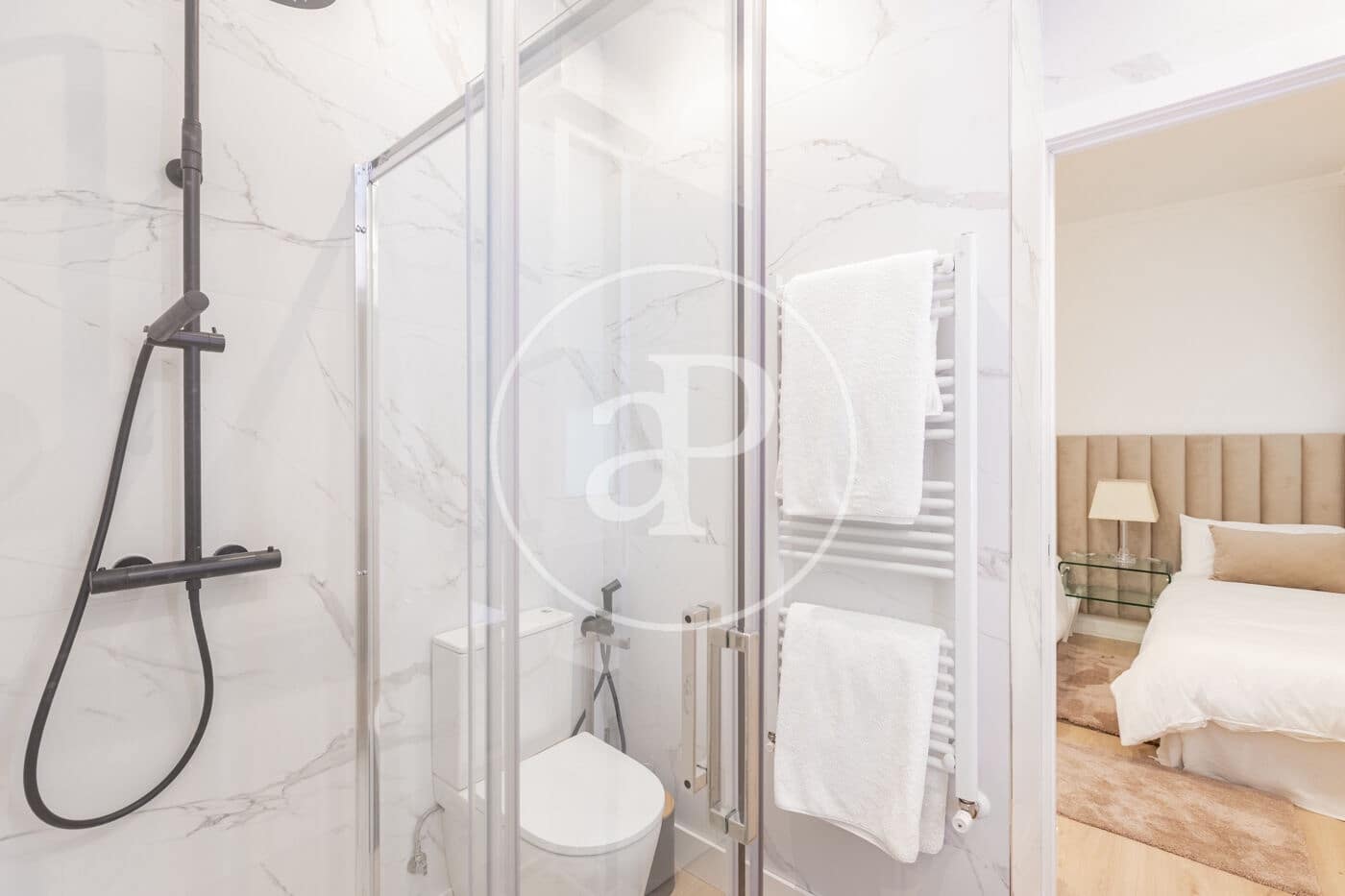 3 bedroom Apartment for sale in Madrid city - € 1,800,000 (Ref: 9804303)