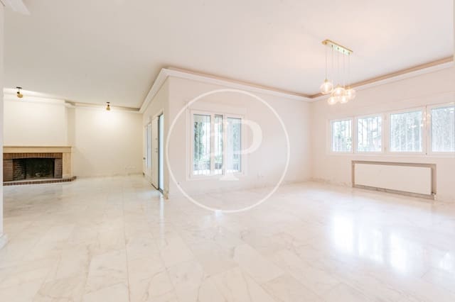 6 soverom Villa til salgs i Piovera, Madrid by - € 4 500 000 (Ref: 9804304)